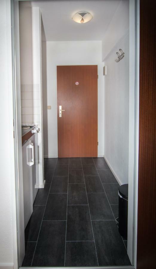 Business & Tourist Apartment Дюссельдорф Экстерьер фото